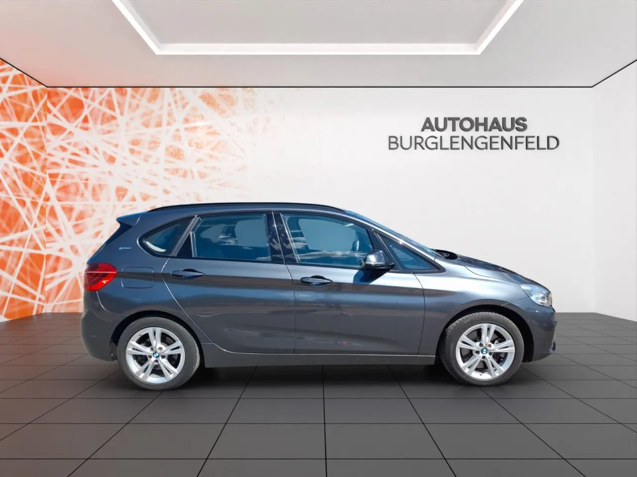 BMW 225 Active Tourer 225xe Sport Line, Rückfahrkamera, Panorama Ansicht 4