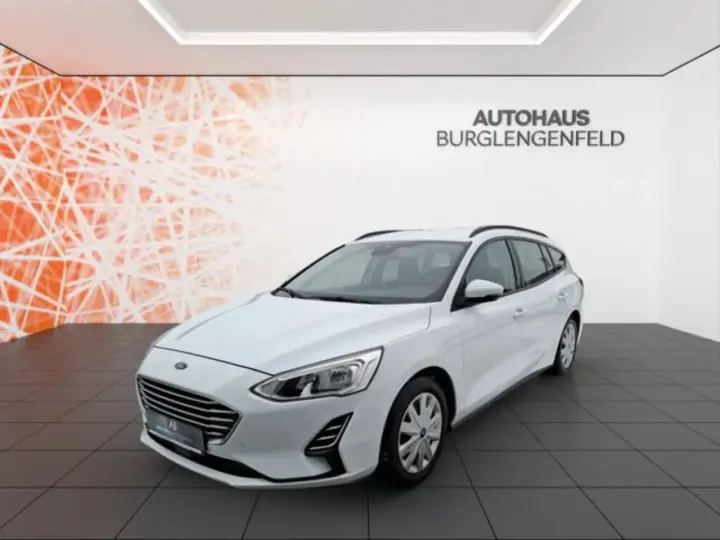 Ford Focus Turnier Trend, beheizbare Frontscheibe und Lenkrad
