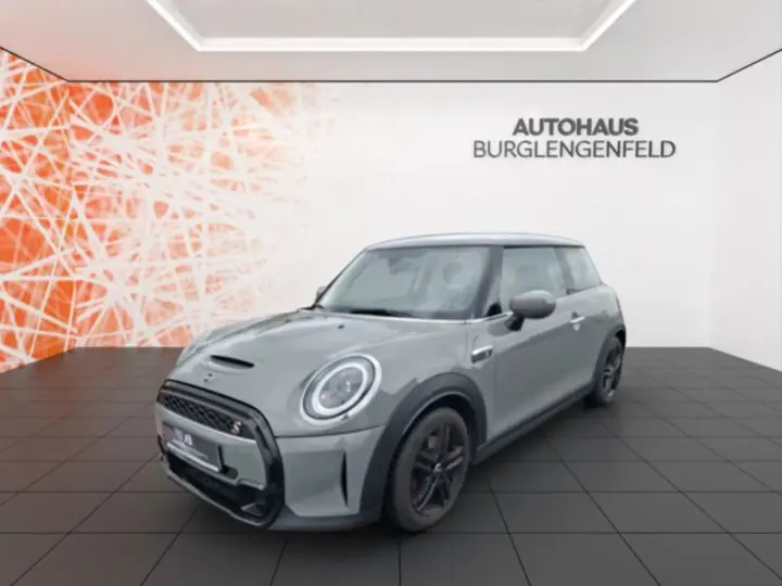 MINI Cooper S 3-Türer, Cooper S Essential Trim