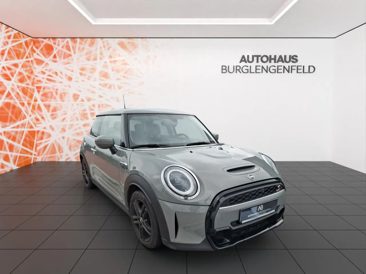 MINI Cooper S 3-Türer, Cooper S Essential Trim Ansicht 3